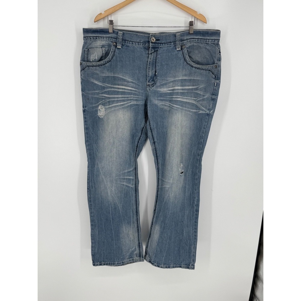 Axe & Crown Jeans Men's Sz 42x32 Blue Denim Boot Fit Thick Stitch Distressed N6